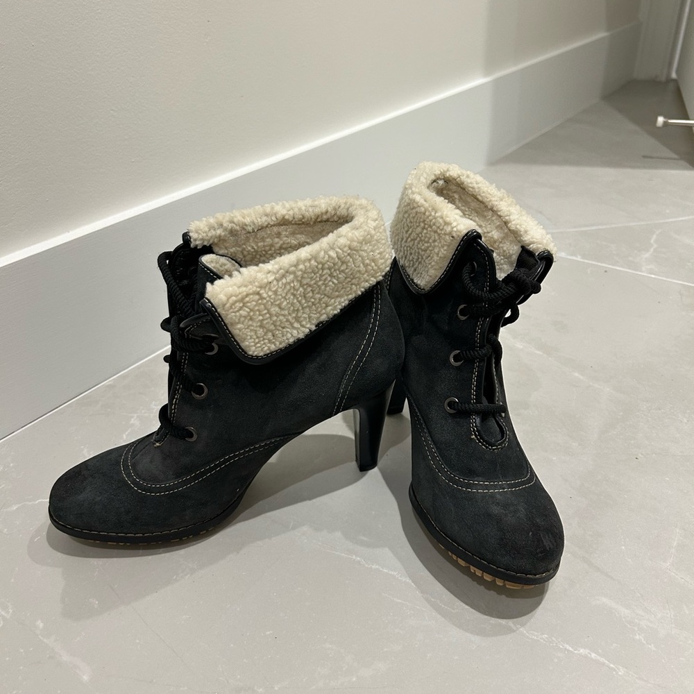 Women Mid Calf Waterproof Black Boots Women's SZ 39 / 8